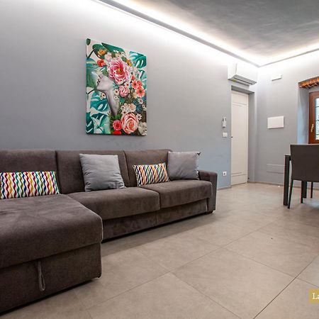 La Casa Dell'Olmo - Suite Apartment Cuneo Bagian luar foto