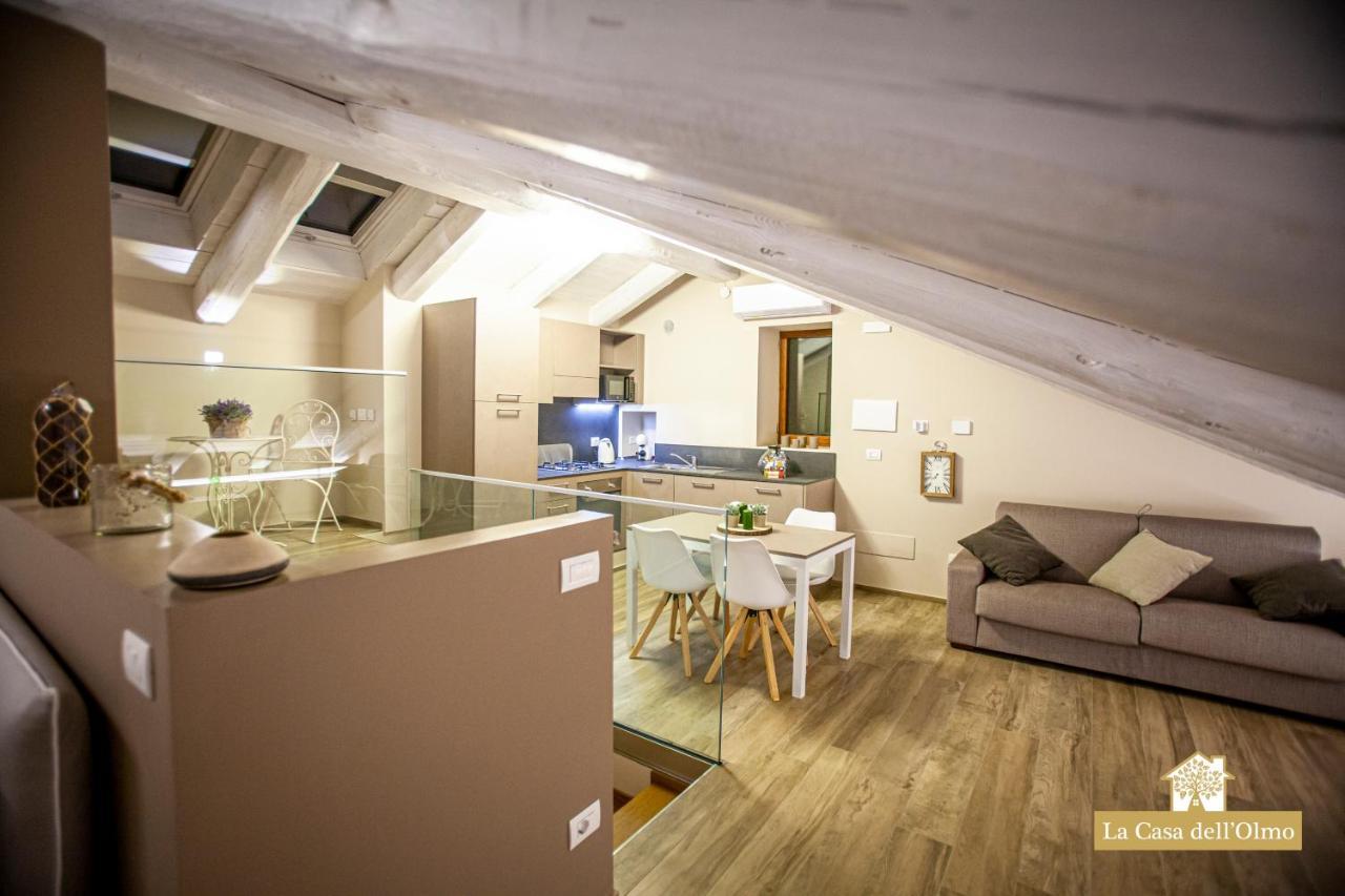 La Casa Dell'Olmo - Suite Apartment Cuneo Bagian luar foto