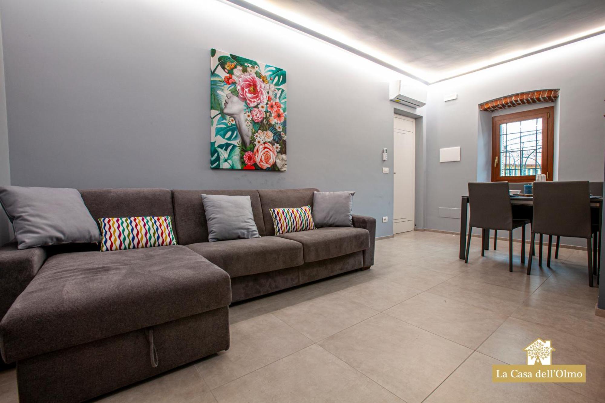 La Casa Dell'Olmo - Suite Apartment Cuneo Bagian luar foto